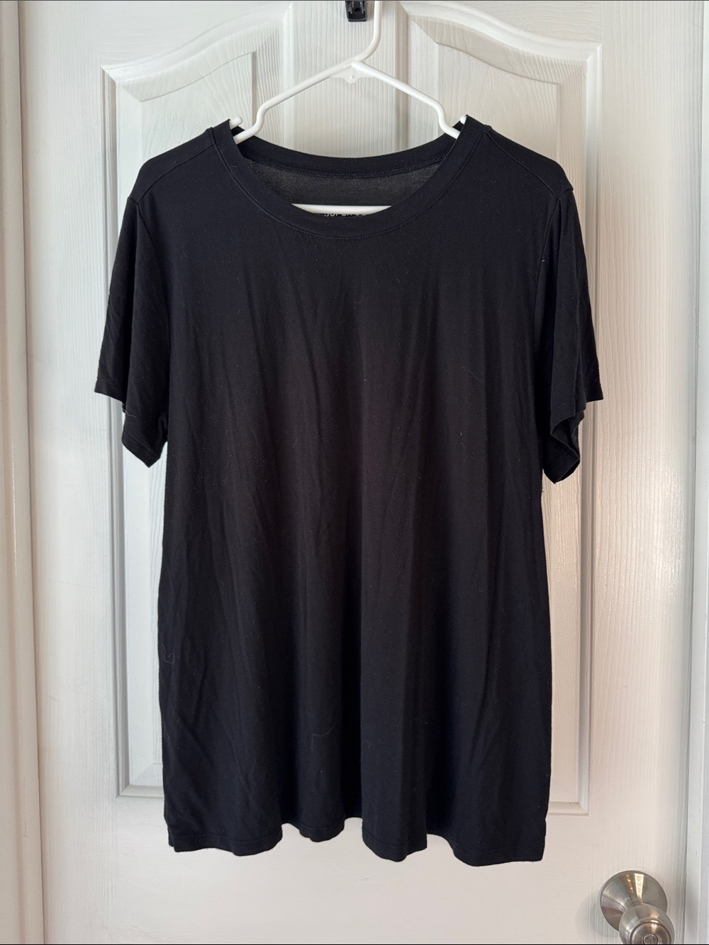 torrid Black Short Sleeve Crewneck T-Shirt